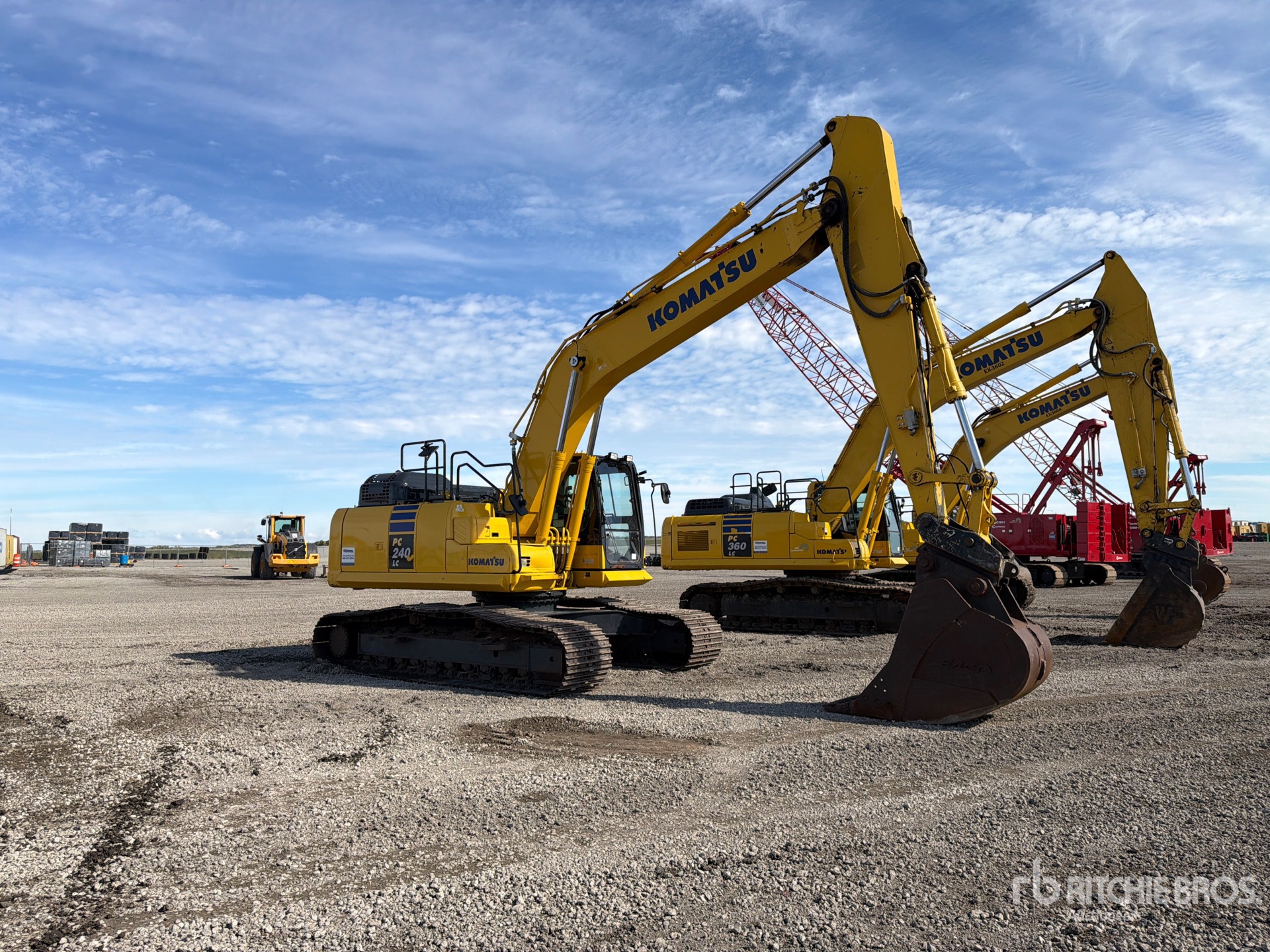 2023 Komatsu PC240LC-11
