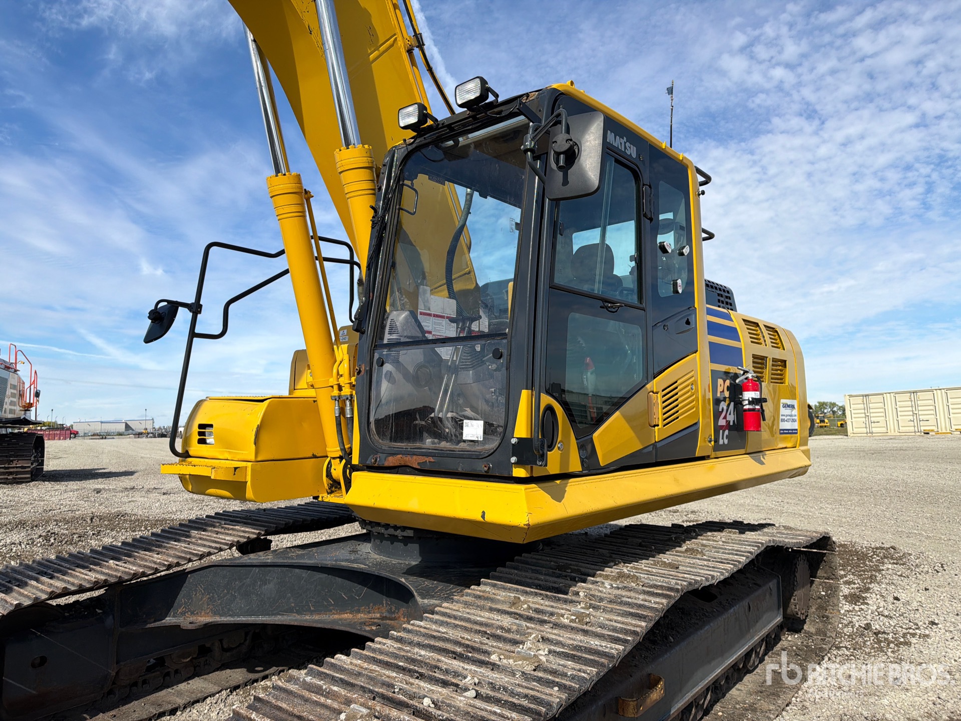 2023 Komatsu PC240LC-11