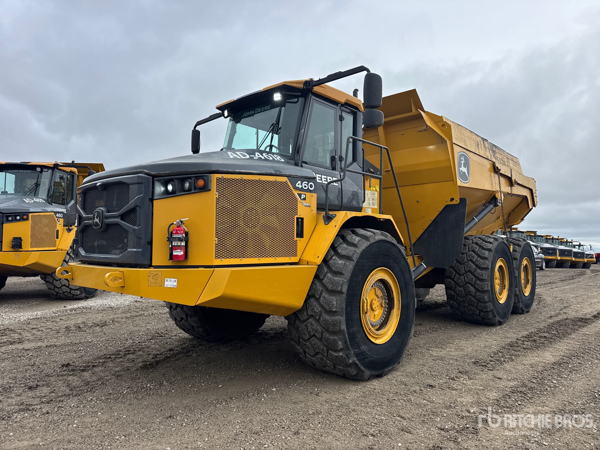 Photo of 2024 John Deere 460 P-TIER