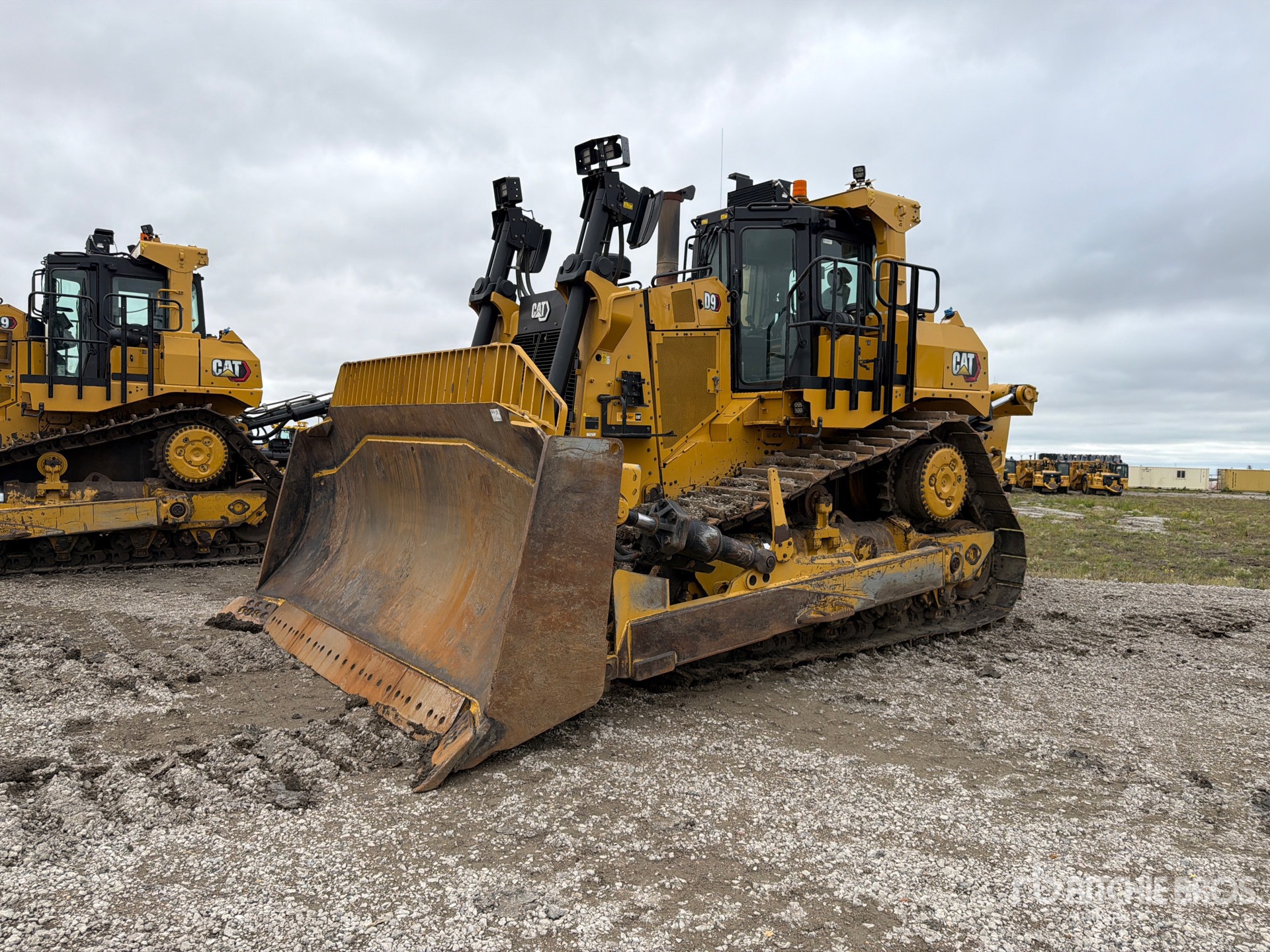 Photo of 2023 Caterpillar D9