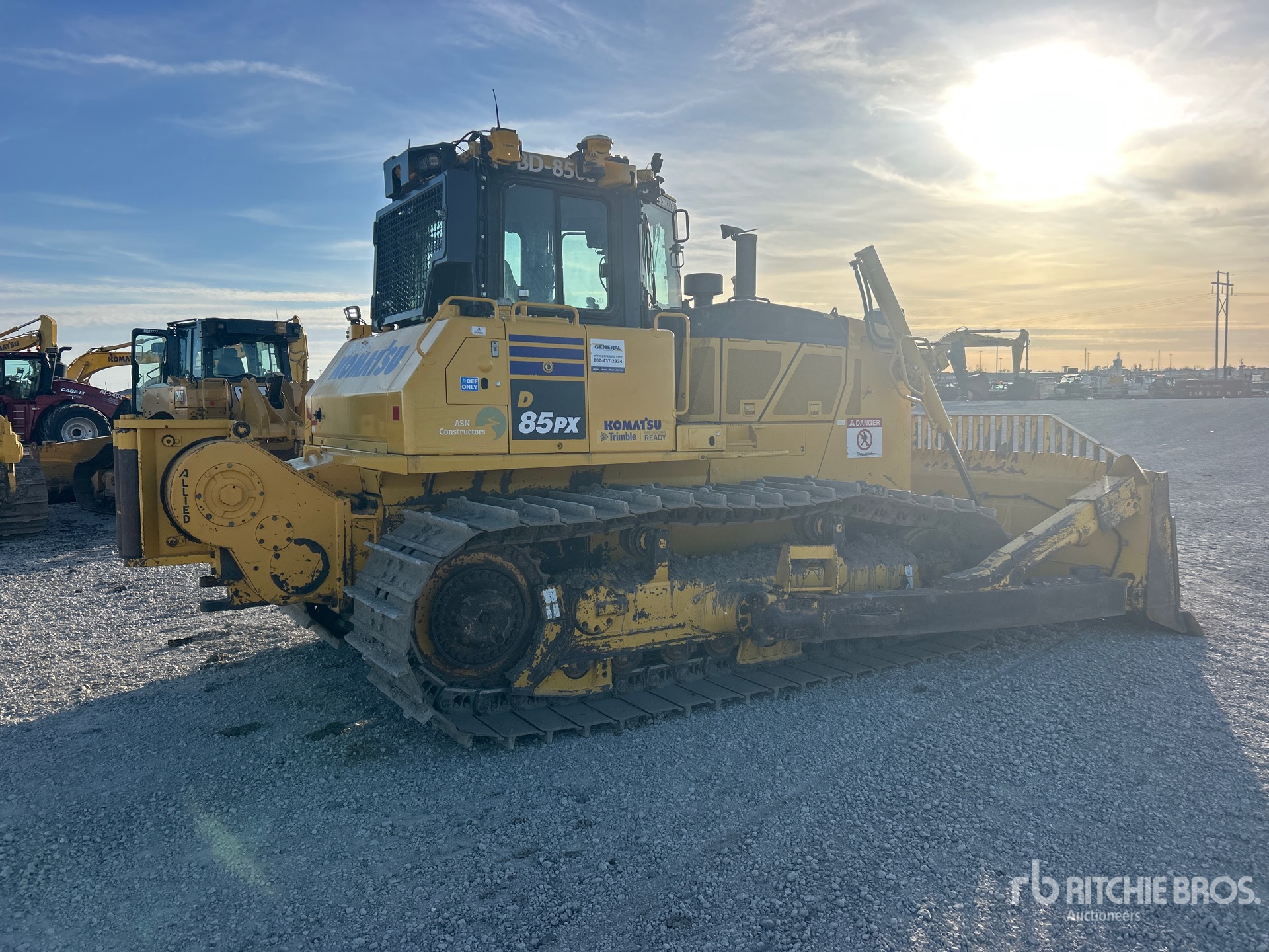2024 Komatsu D85PX-18