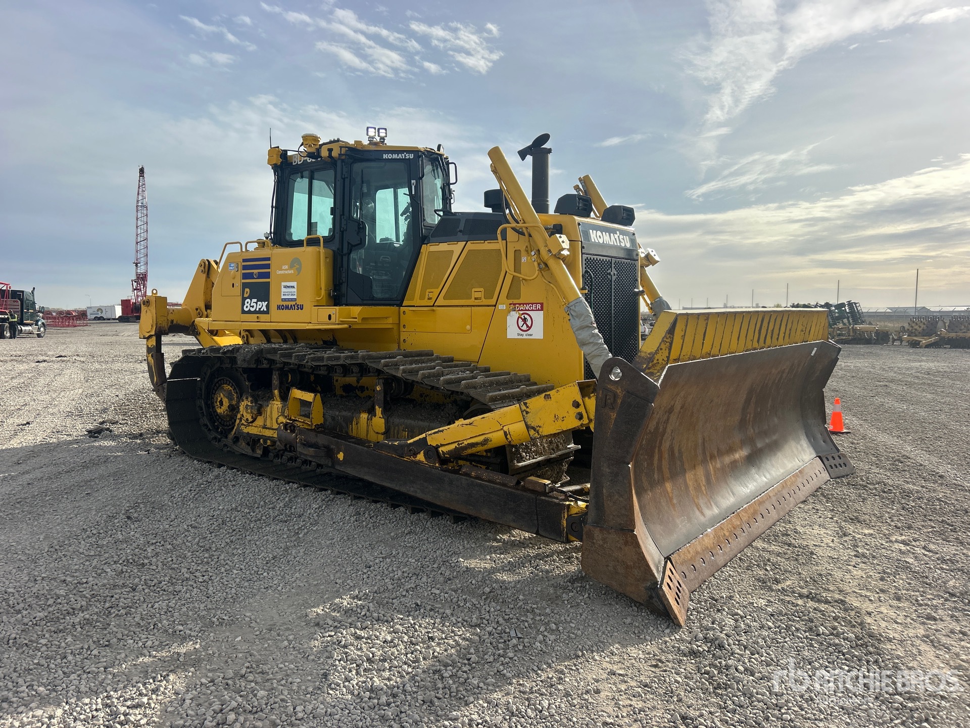 2024 Komatsu D85PX-18