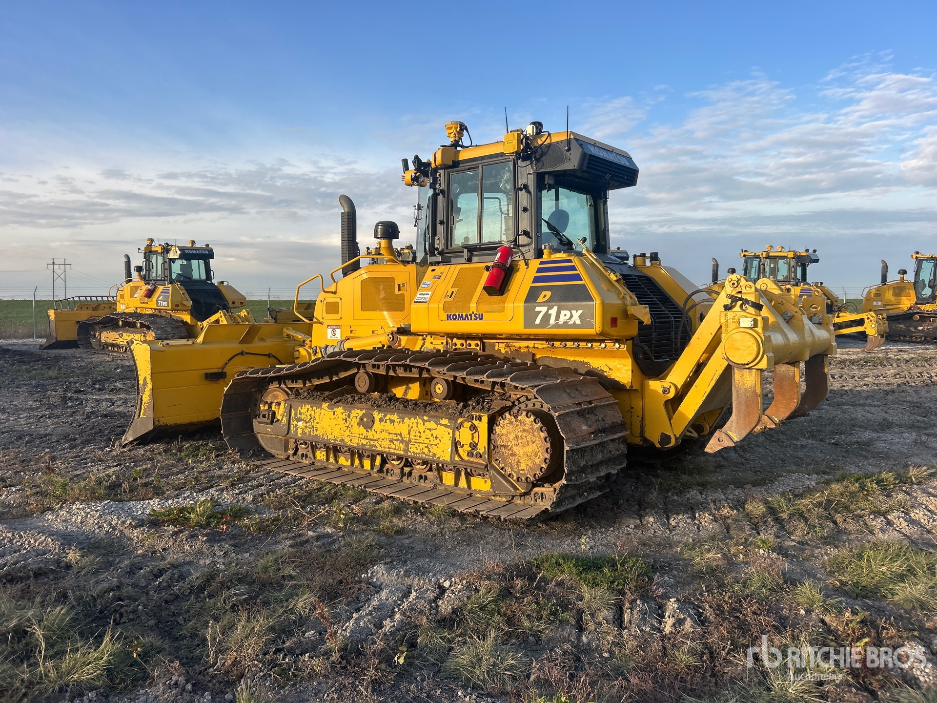 2024 Komatsu D71PX-24