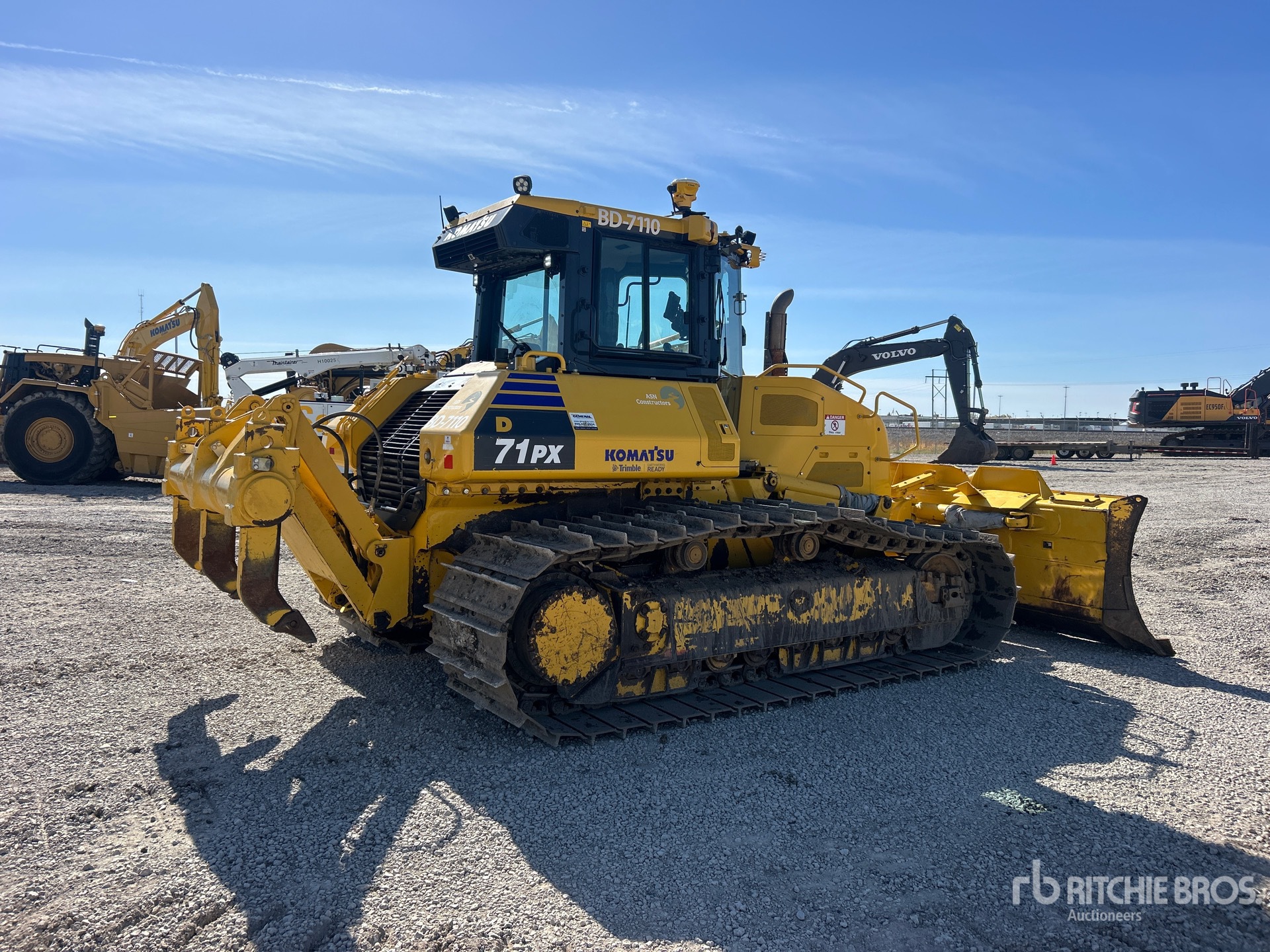 2024 Komatsu D71PX-24