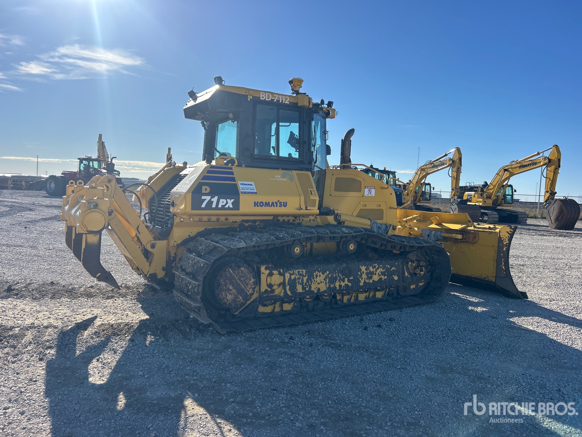2024 Komatsu D71PX-24