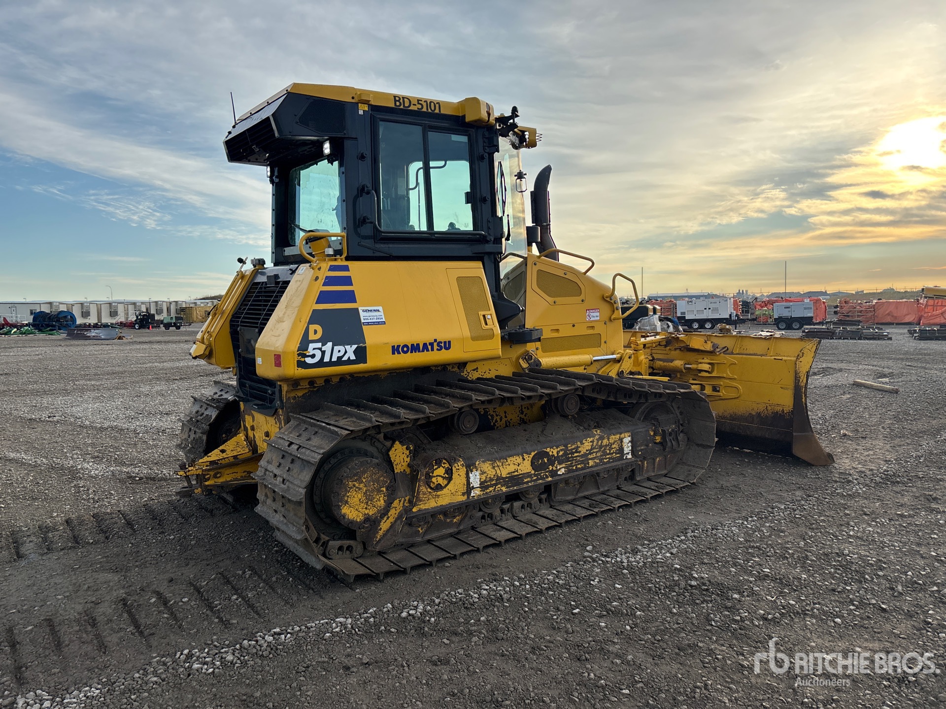 2023 Komatsu D51PX-24