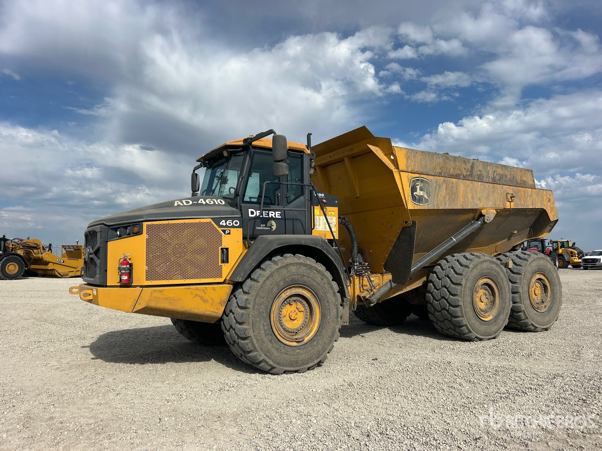 Photo of 2024 John Deere 460 P-TIER