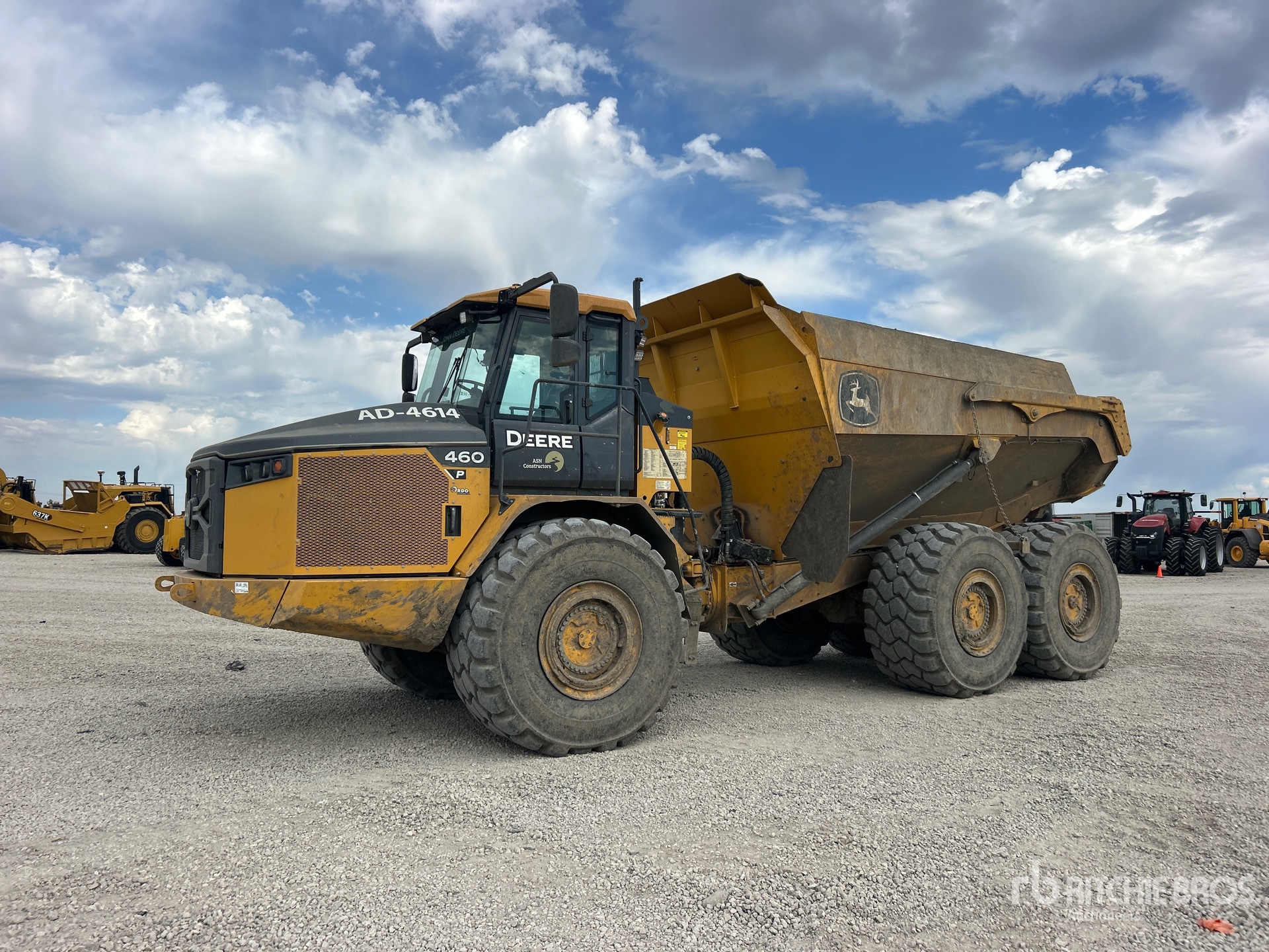 Photo of 2024 John Deere 460 P-TIER