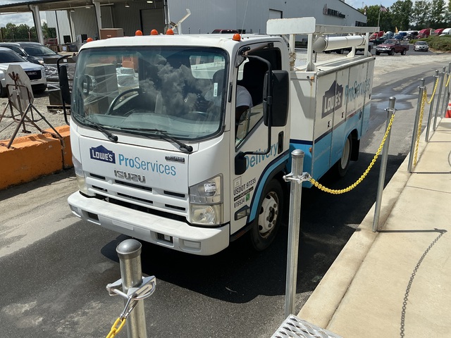 2014 Isuzu NPR-HD Utility Truck