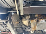 4 Underbody - Truck with Transmisión