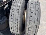 4 Underbody - Truck with Right Center Drive Tires