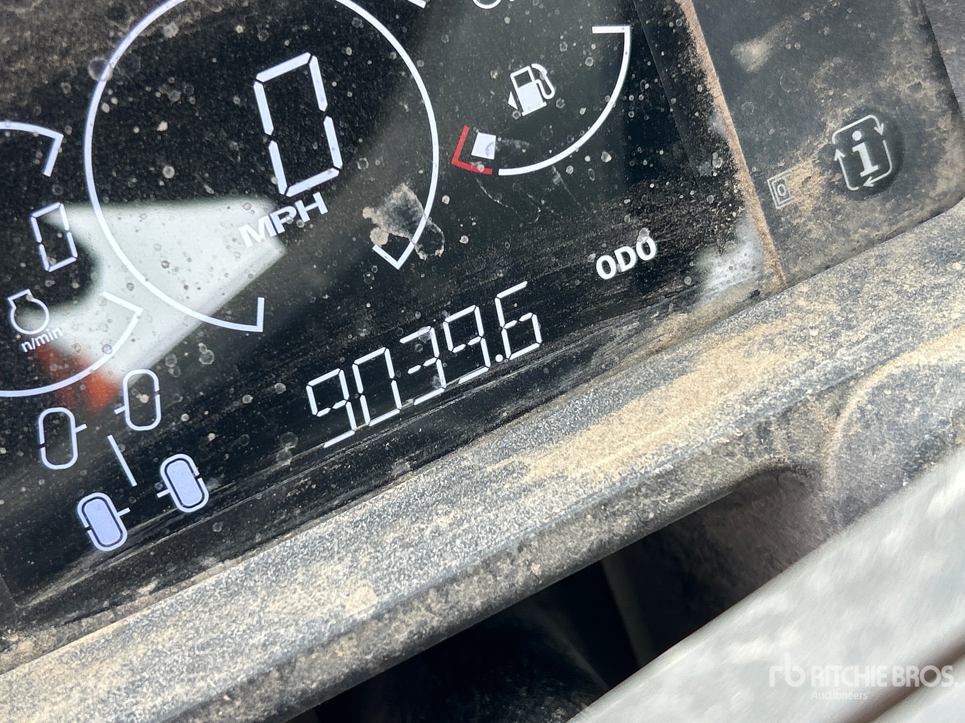 2023 John Deere XUV835M