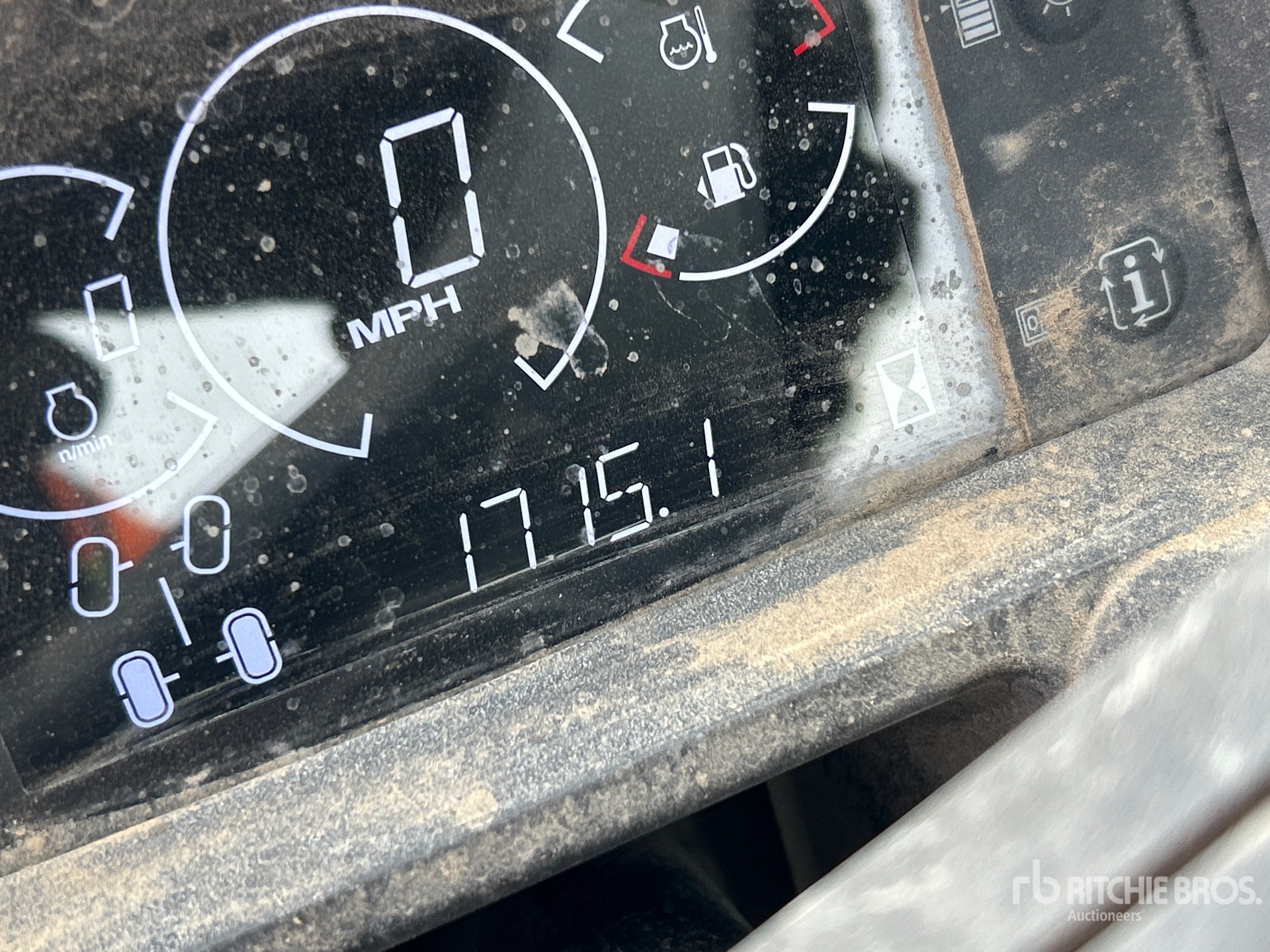 2023 John Deere XUV835M