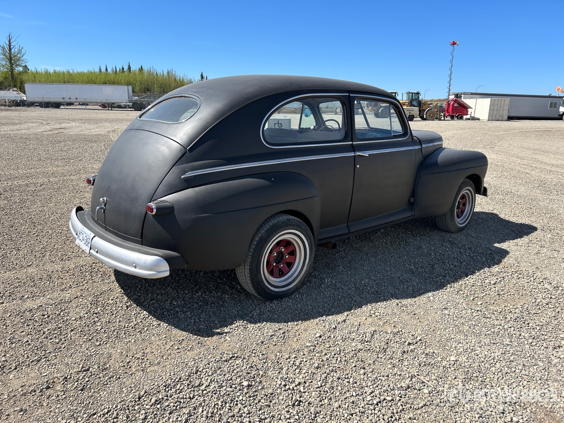 General Appearance with Picture, Right Rear Corner