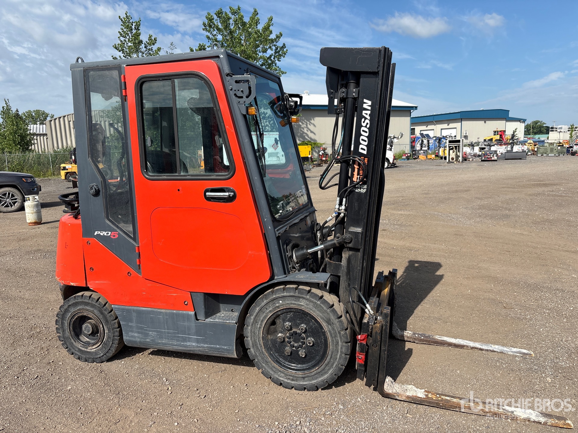 2010 Doosan G25E-5