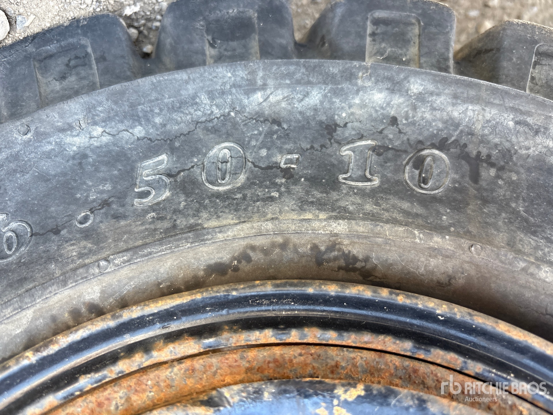 2010 Doosan G25E-5