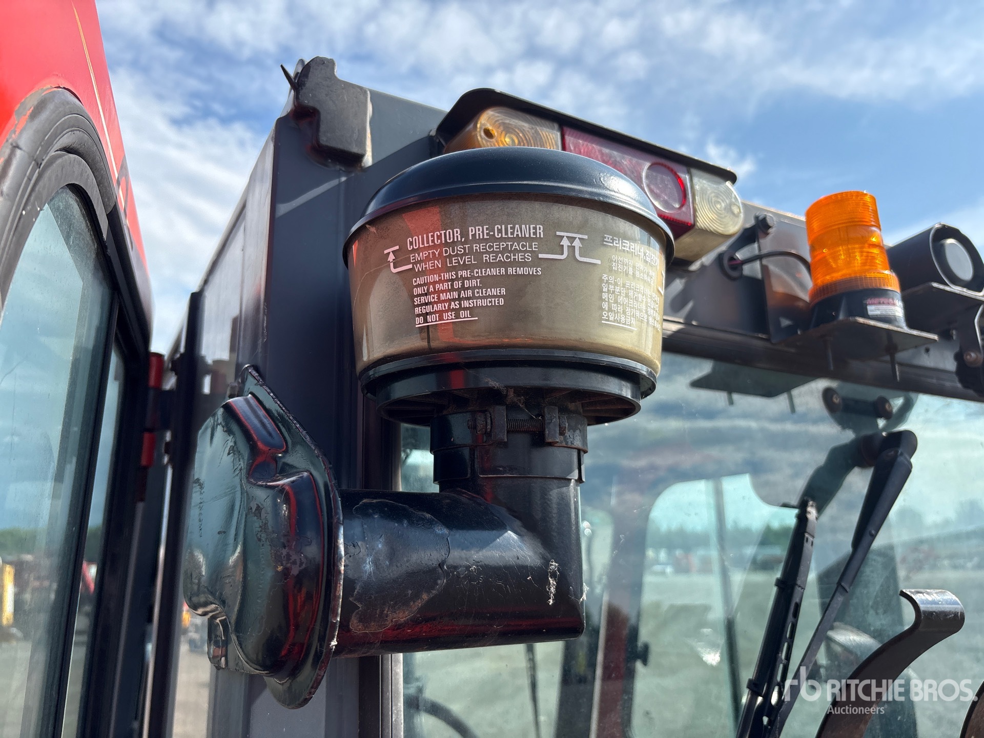 2010 Doosan G25E-5