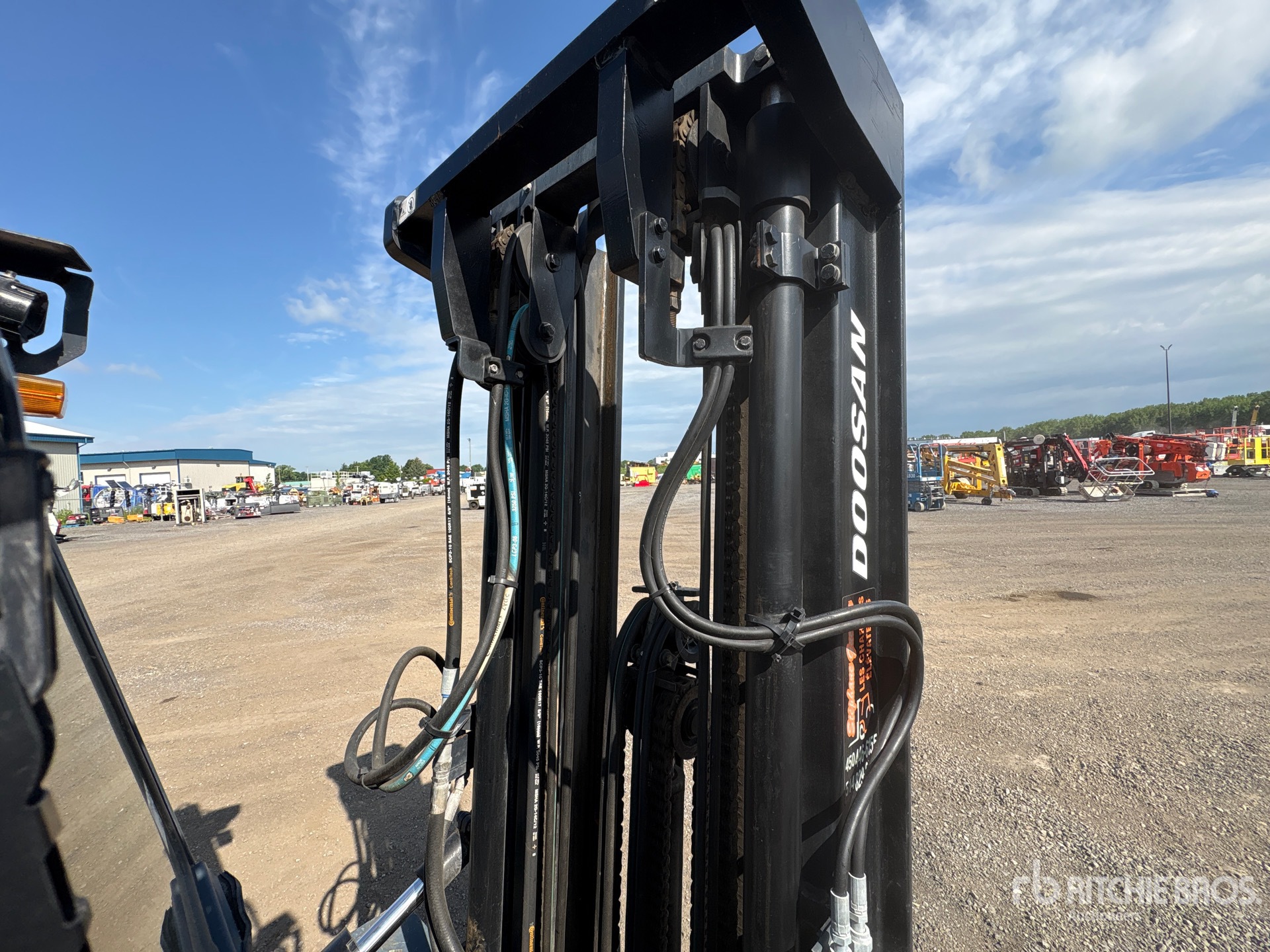 2010 Doosan G25E-5