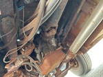 Underbody with Getriebe