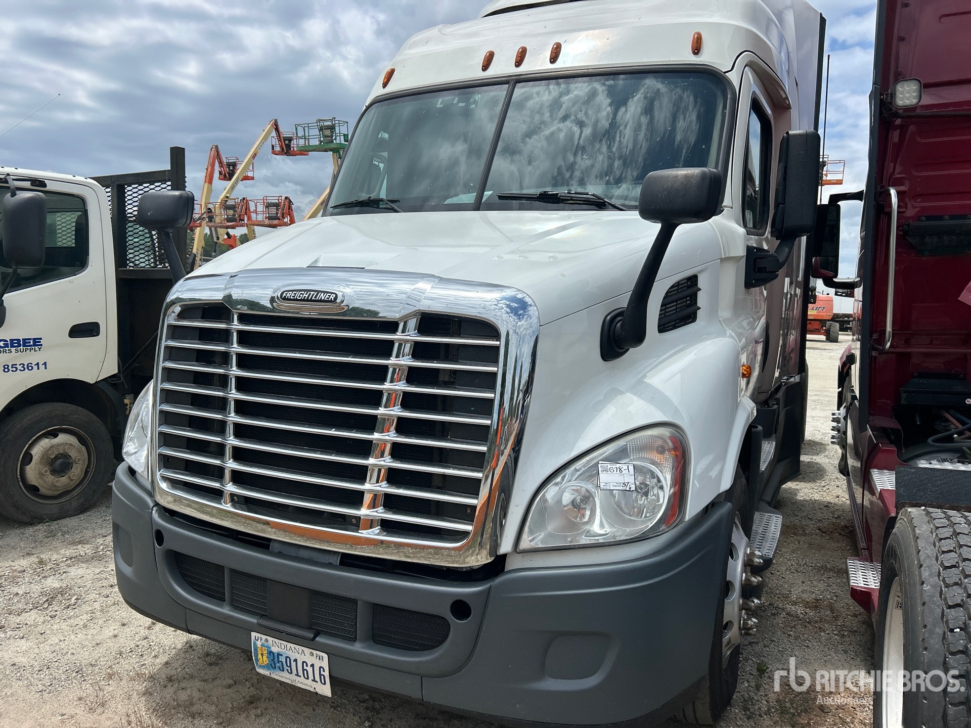 Photo of a 2018 Freightliner CASCADIA 113