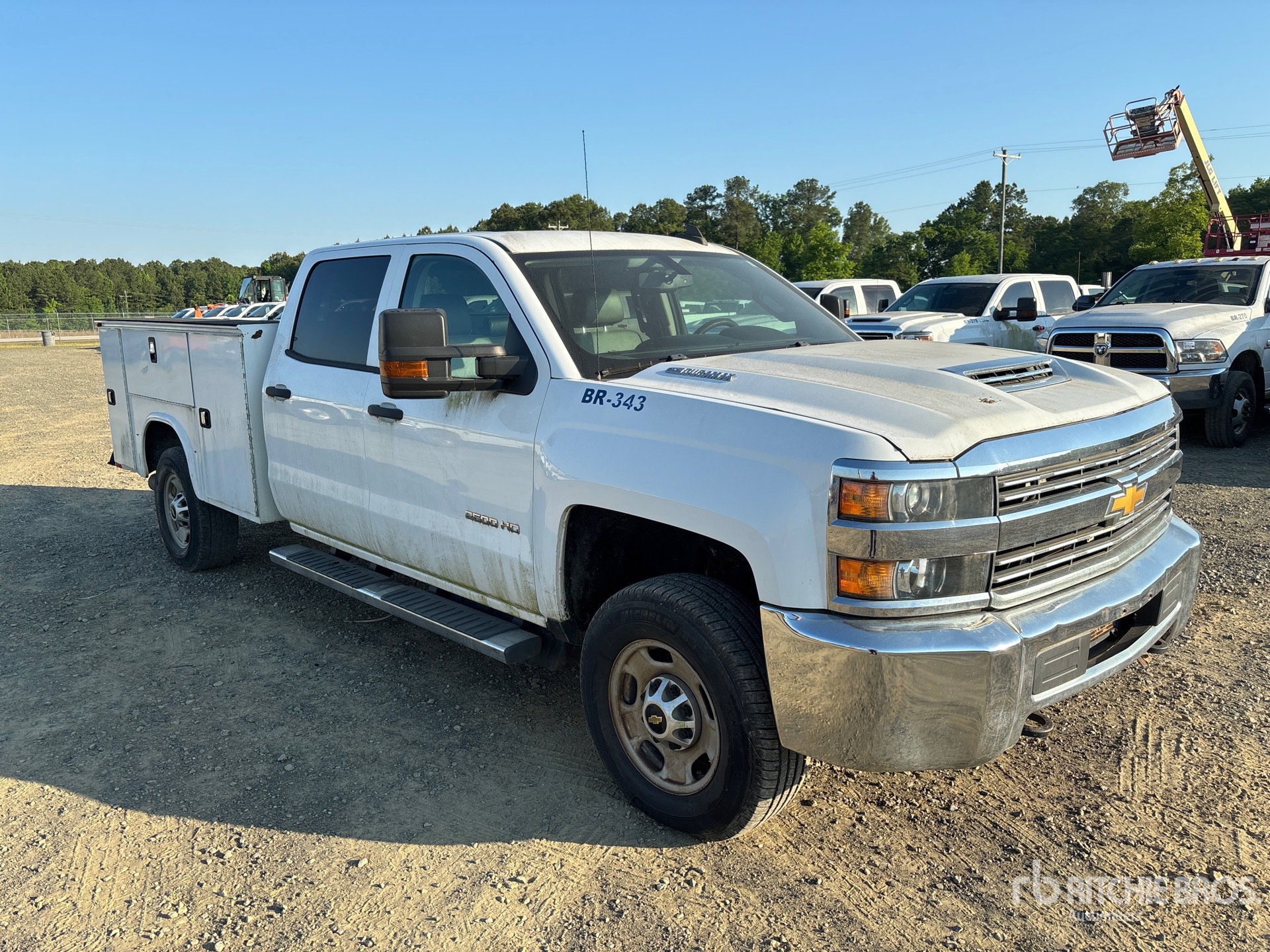 General Appearance with Picture, Right Front Corner