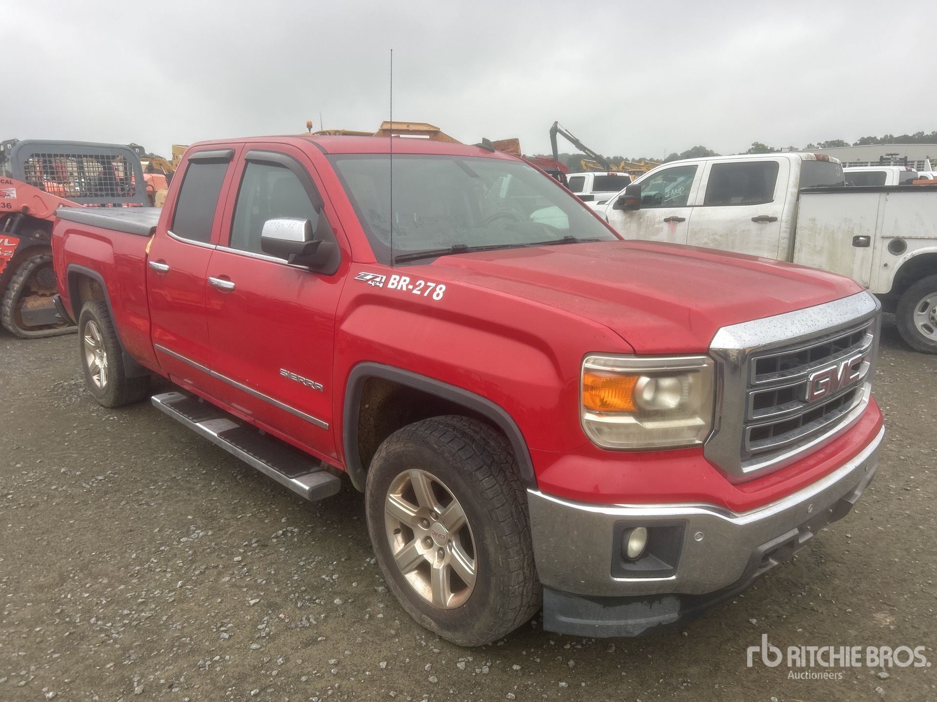 General Appearance with Picture, Right Front Corner