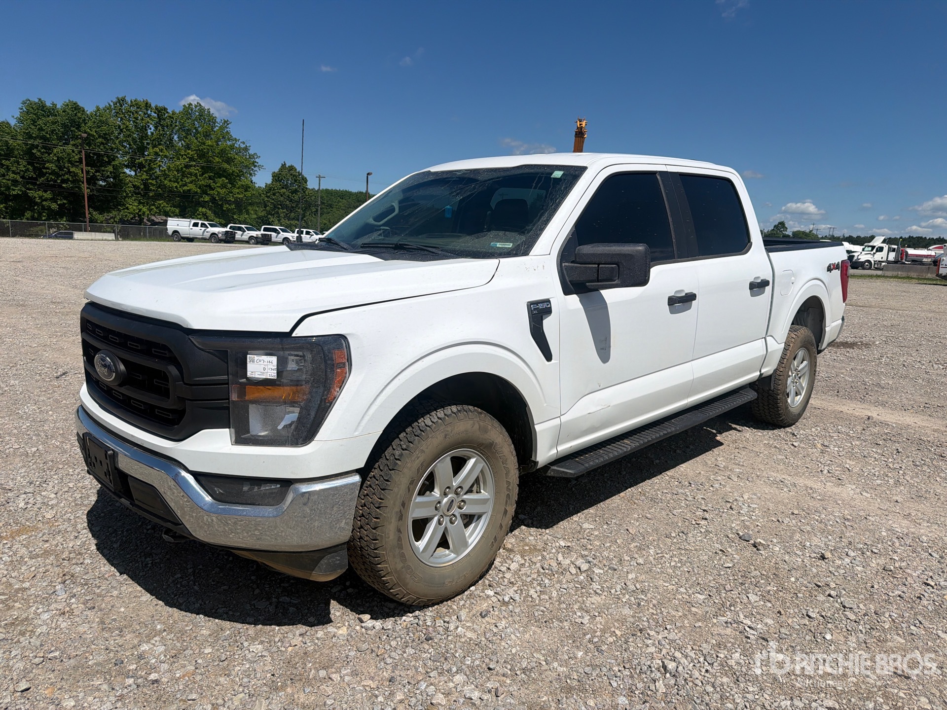 General Appearance with Picture, Left Front Corner
