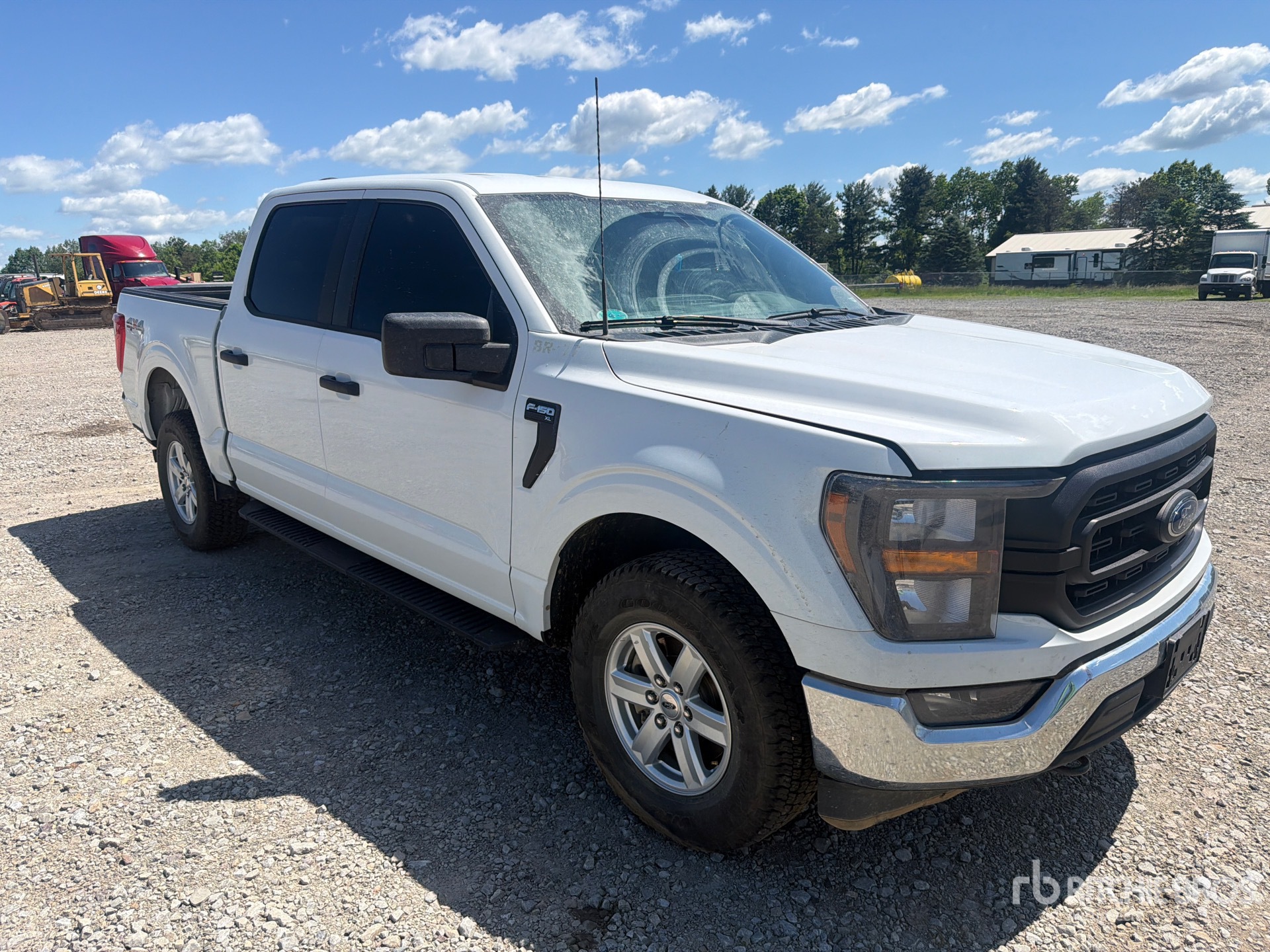 General Appearance with Picture, Right Front Corner