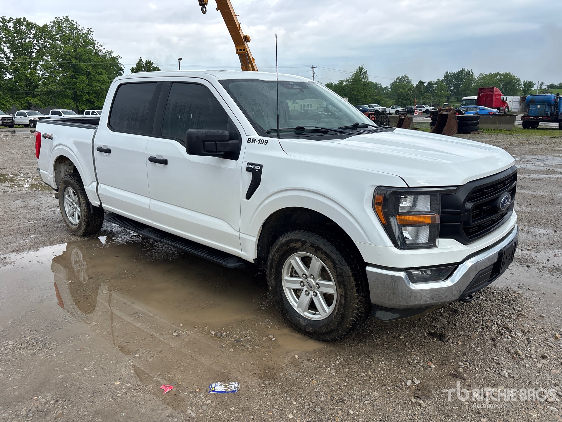 General Appearance with Picture, Right Front Corner