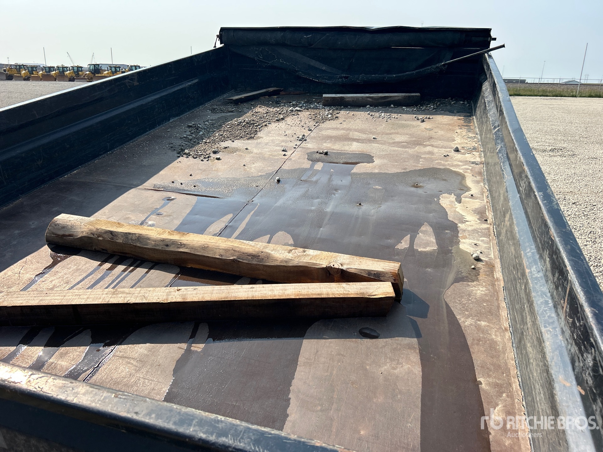 2024 Load Trail DZ961414K
