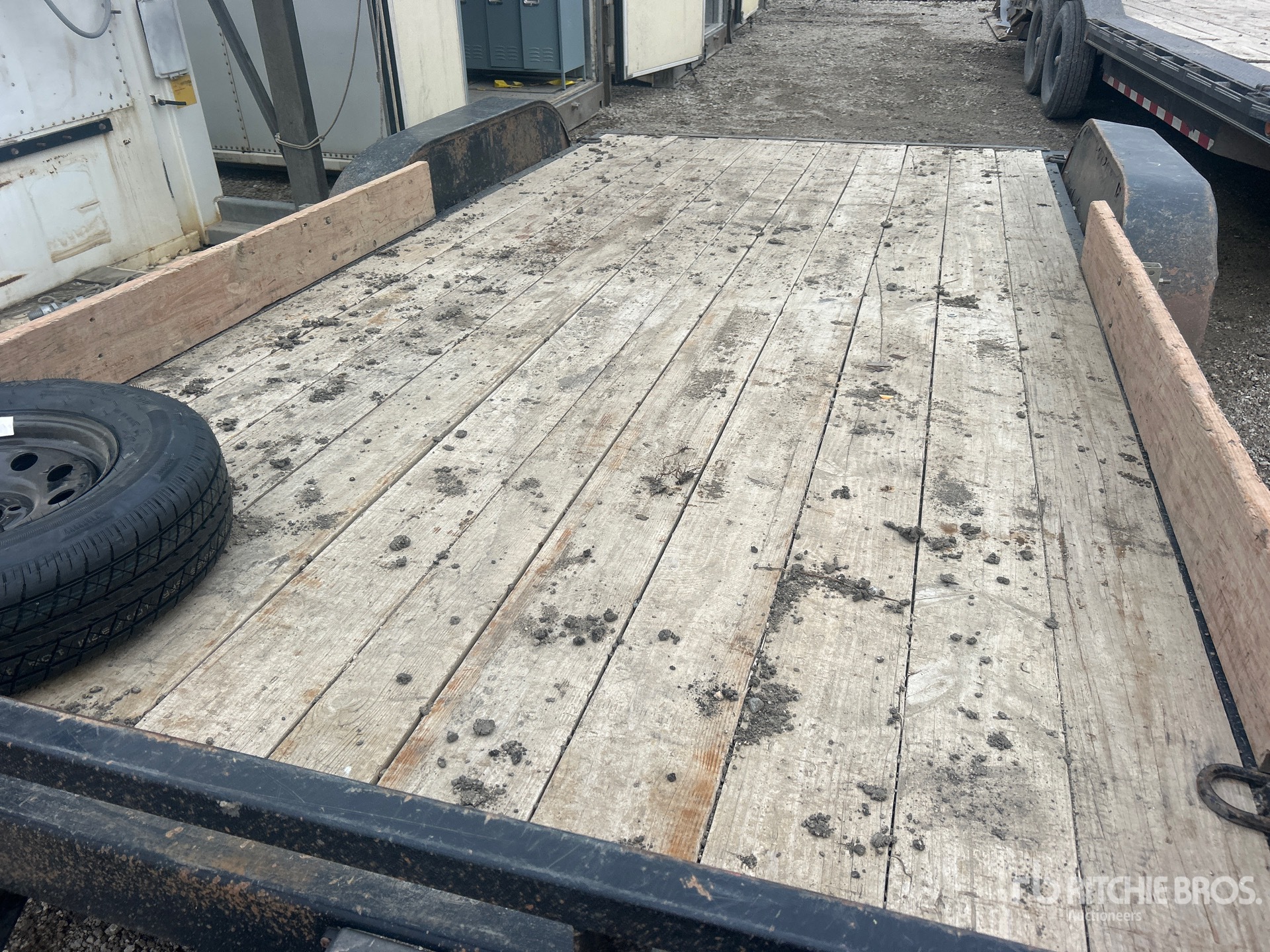 2023 Load Trail CH83167K