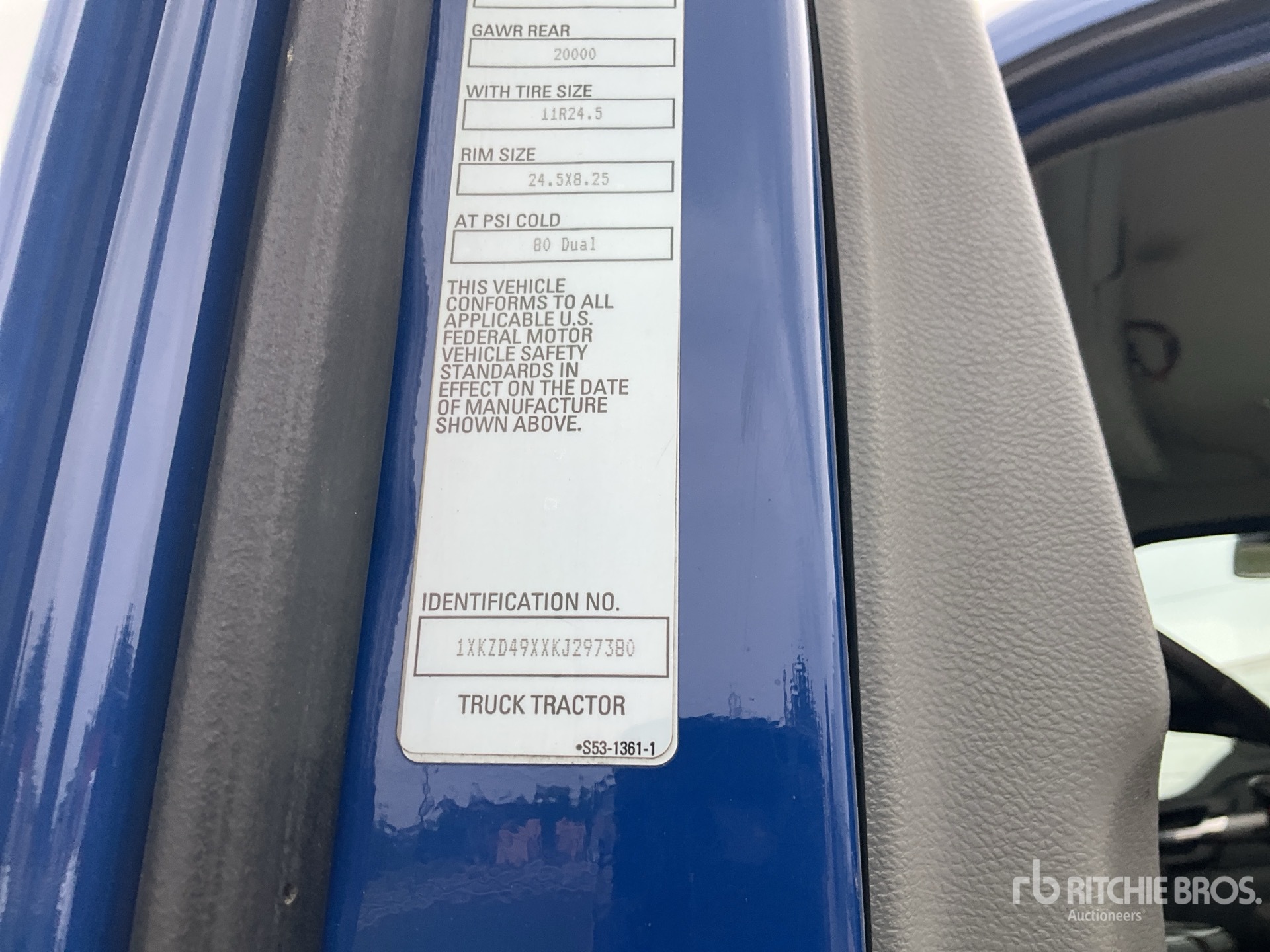 Photo of a 2019 Kenworth T880