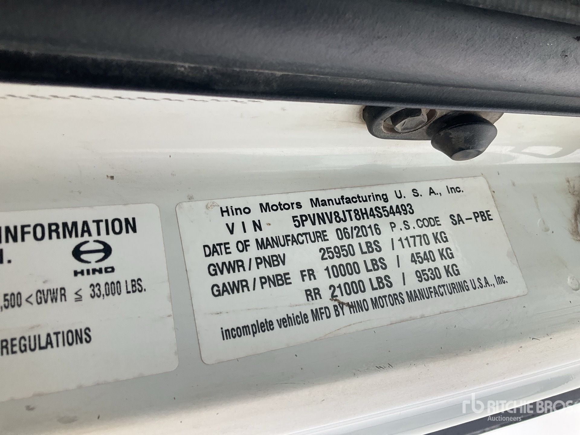 Photo of a 2017 Hino 338