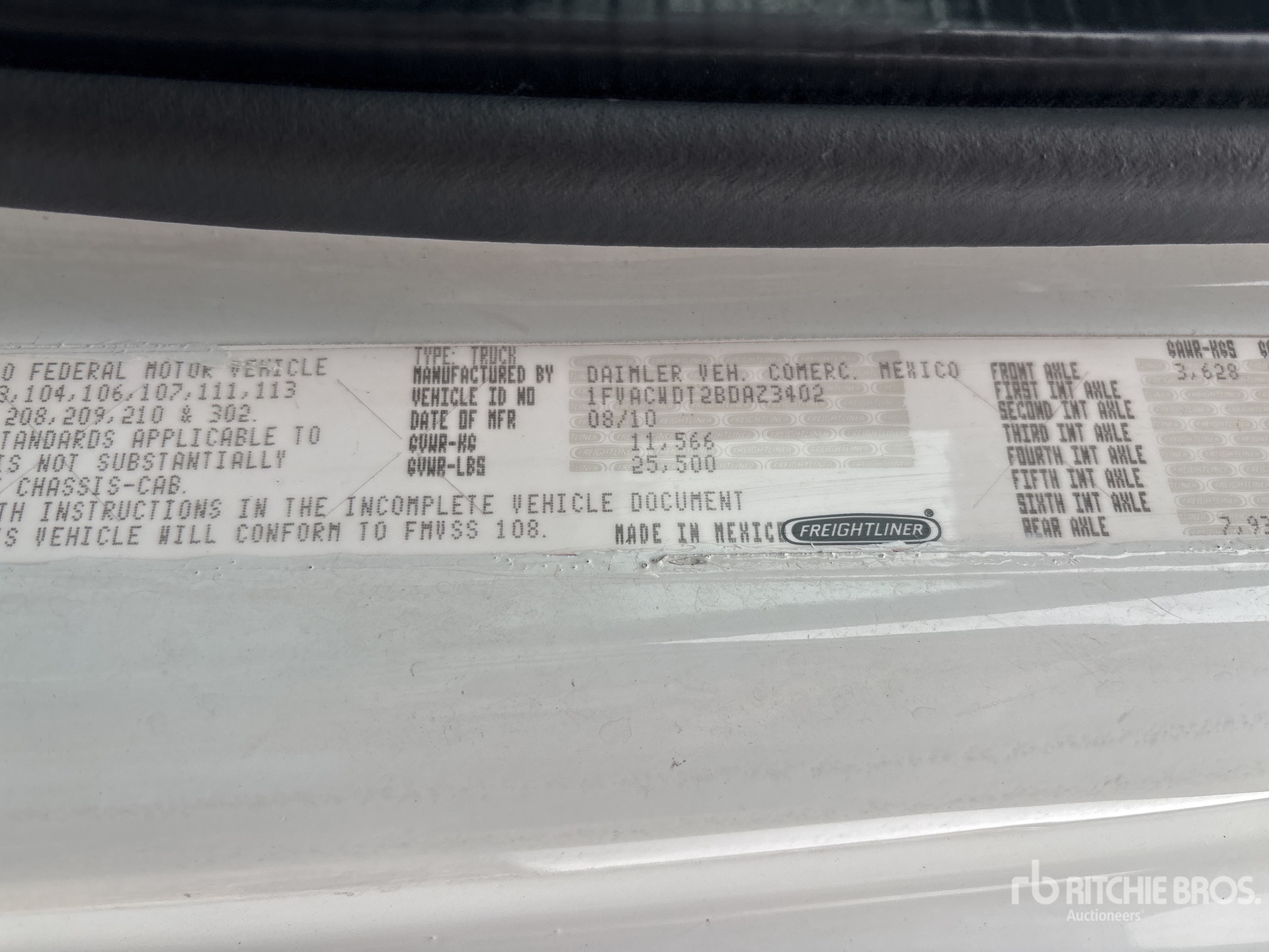 Photo of a 2011 Freightliner M2 106
