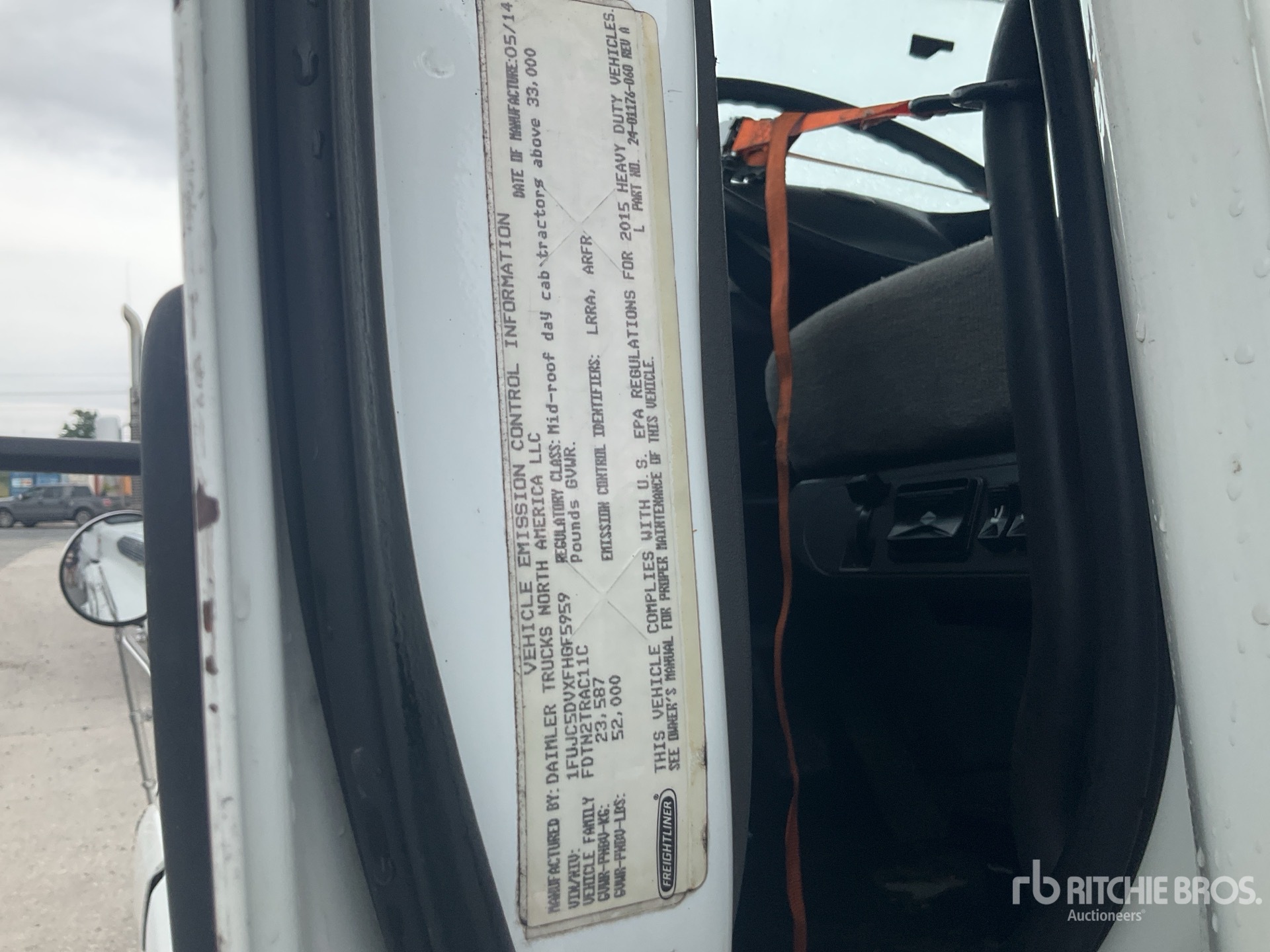 Photo of a 2015 Freightliner M2 112