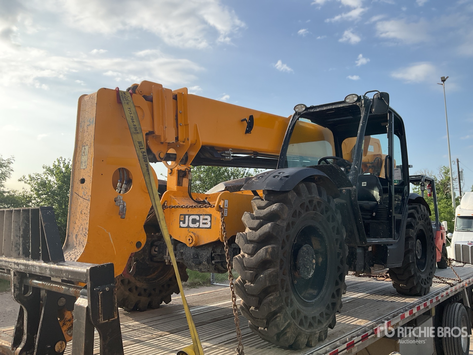 Photo of a  JCB 509-42