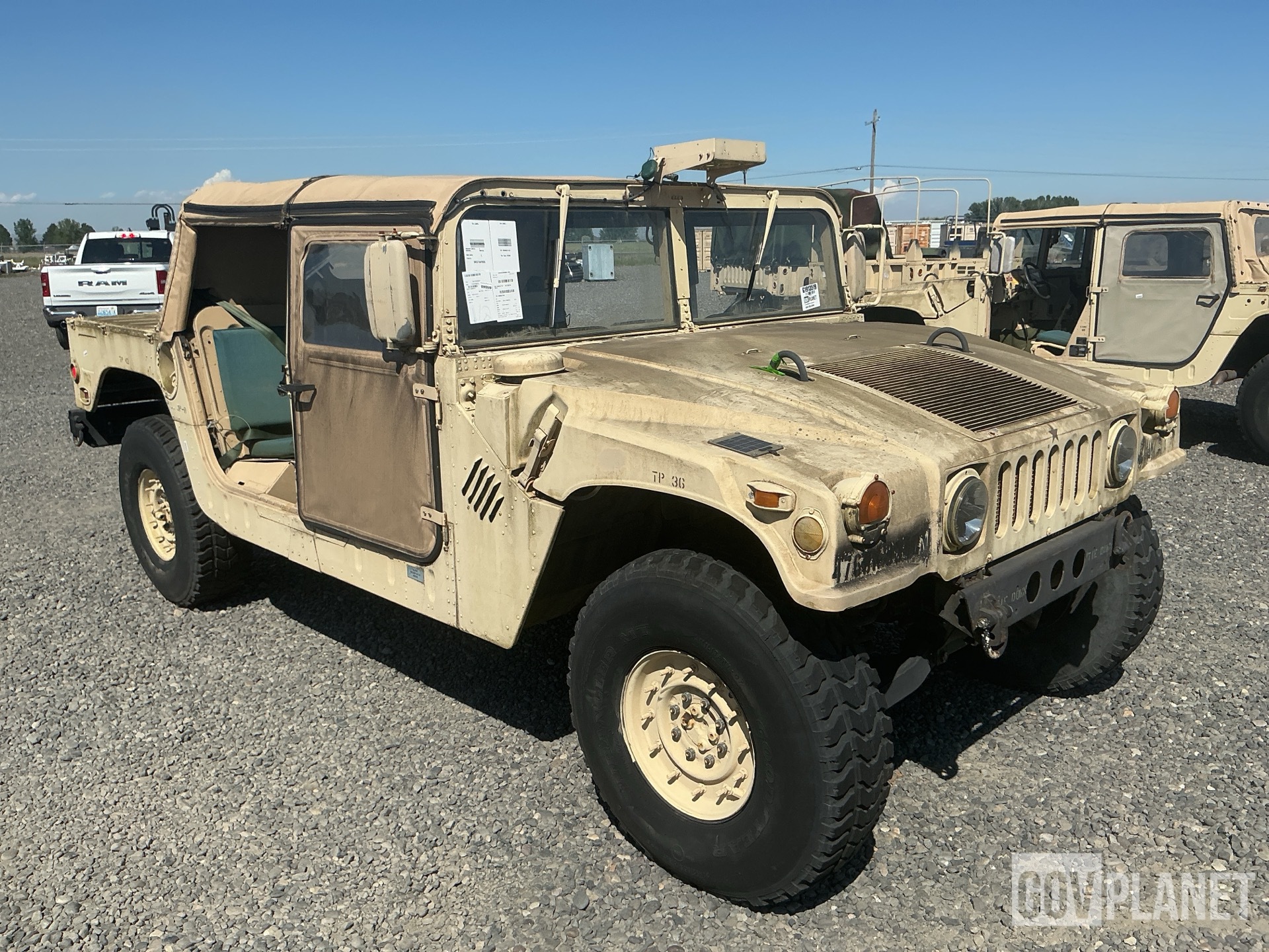 General Appearance with Picture, Left Front Corner
