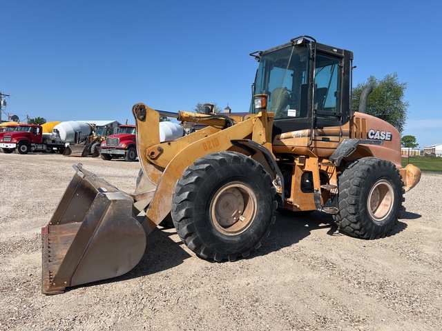 2005 Case 621D Wheel Loader 2005 Case 621D Wheel Loader