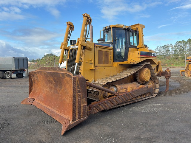 1990 Cat D7H Crawler Dozer
