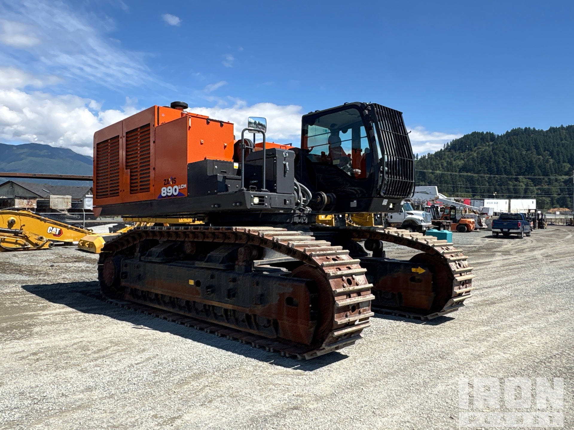 Surplus 2023 Hitachi ZX890LCH-6 Tracked Excavator in Chilliwack