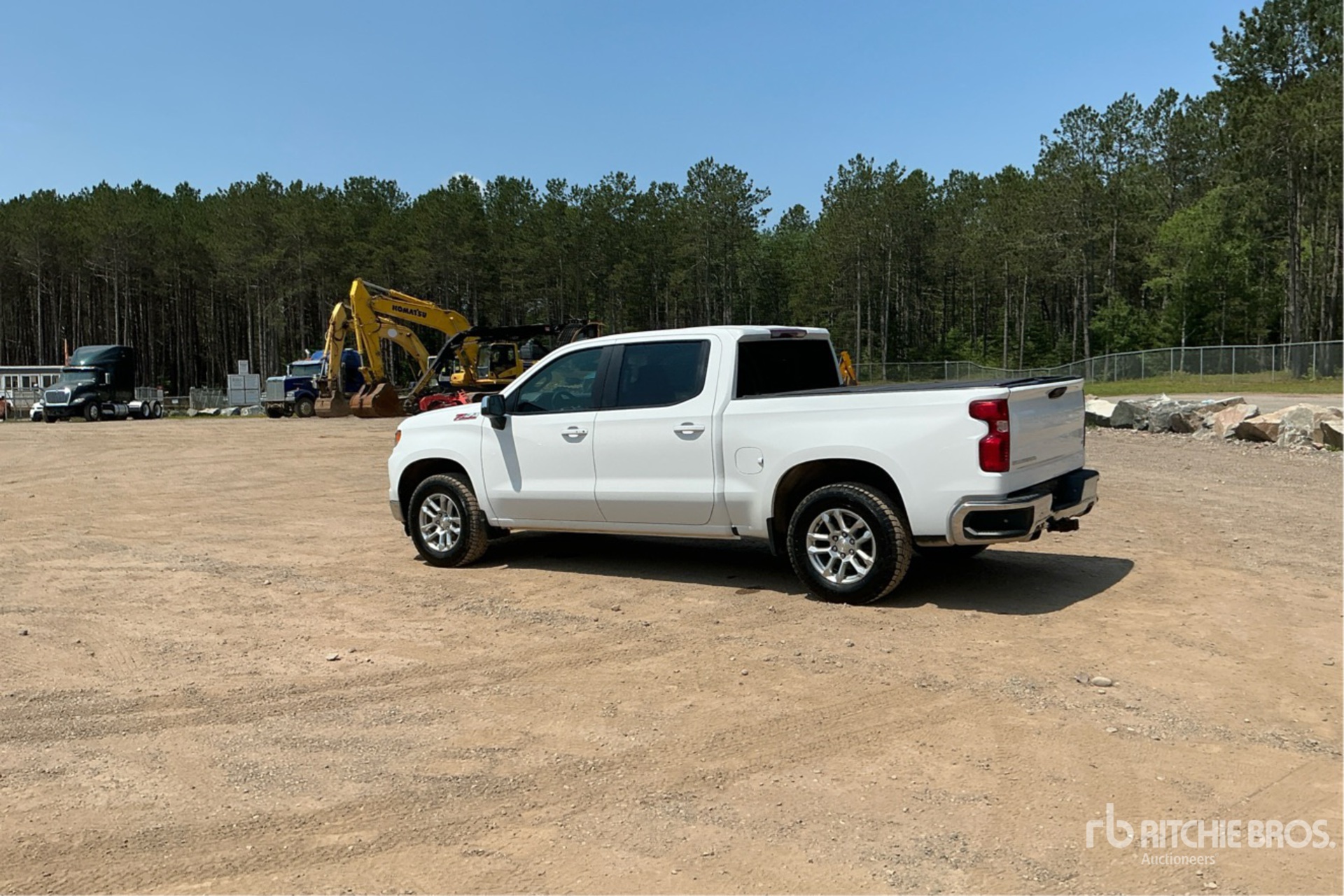 General Appearance with Picture, Left Rear Corner
