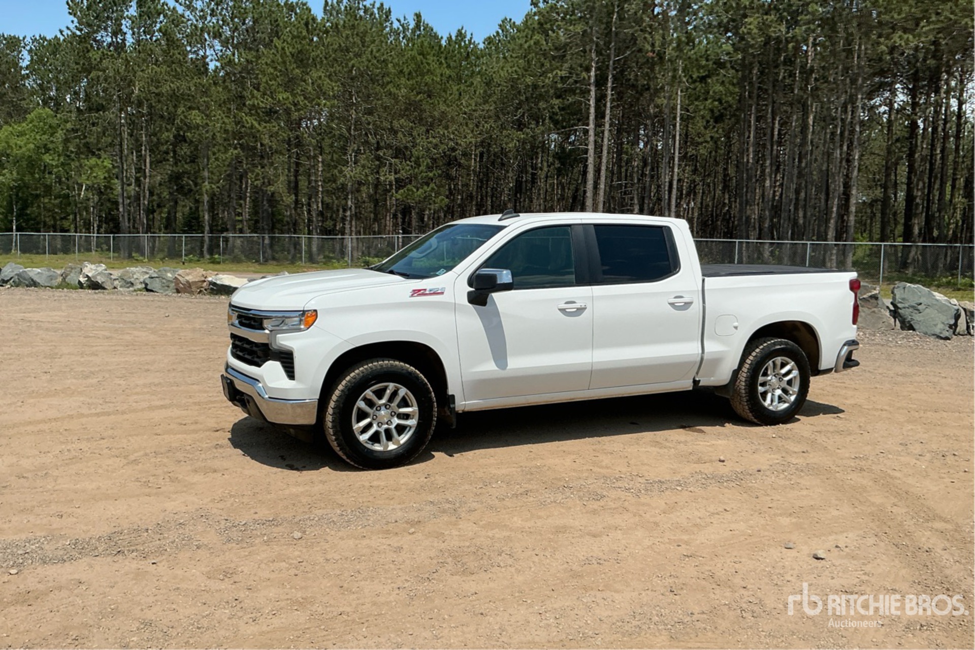 General Appearance with Picture, Left Front Corner