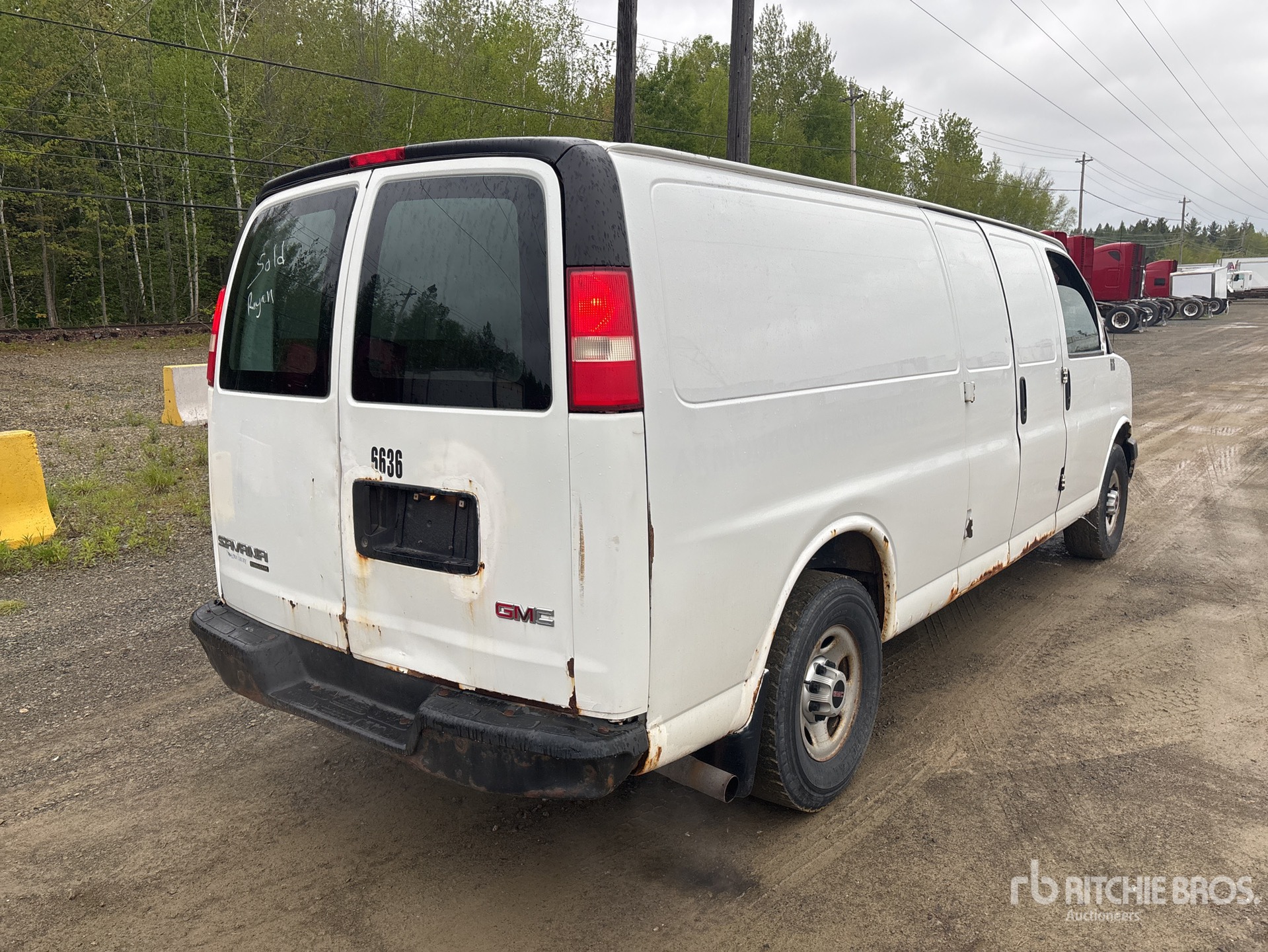 General Appearance with Picture, Right Rear Corner