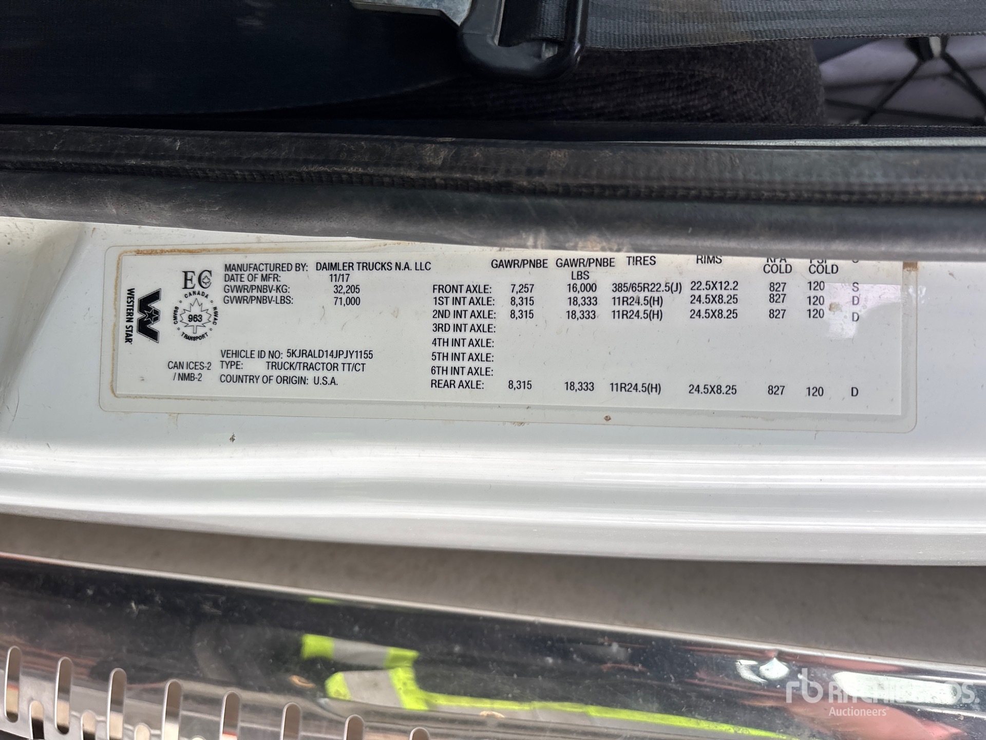 General Appearance with Serial Number / VIN