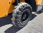 Chassis with Right Rear Tire