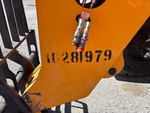 Hydraulics with Auxiliary Hydraulic Plumbing
