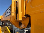 Chassis with Boom Wear Guides