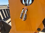 Hydraulics with Auxiliary Hydraulic Plumbing