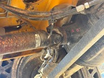 Drivetrain with Rear Axle Oscillating Pin