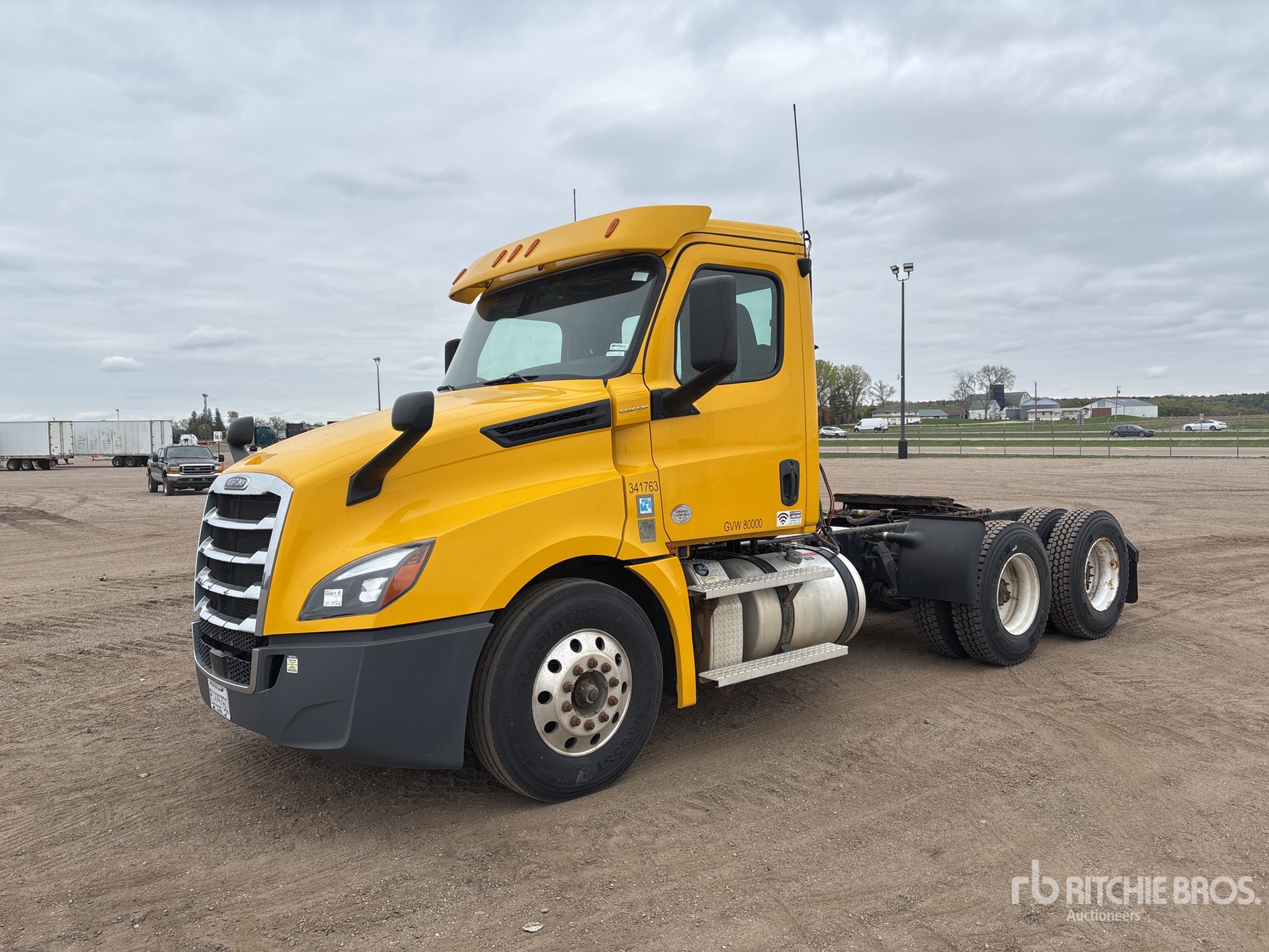 2020 Freightliner CASCADIA 126